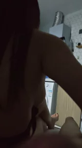 170高个大奶白净女帮我撸硬